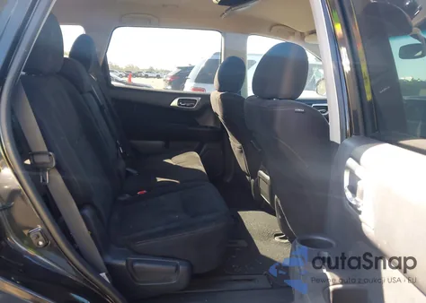 2015 Nissan Pathfinder Sv z USA, uszkodzony, nr VIN 5N1AR2MN9FC670709